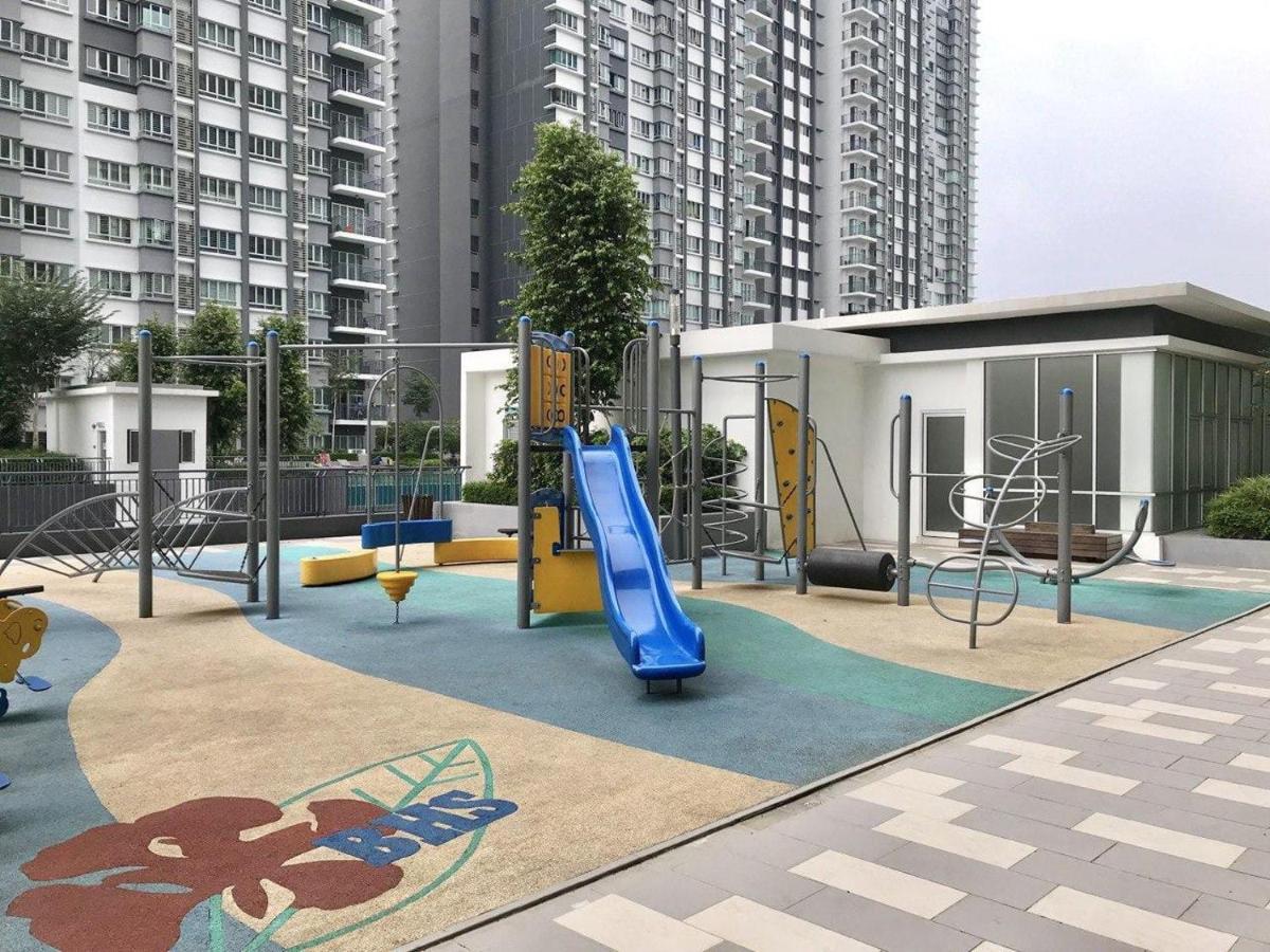 Qaisara D'Savanna Homestay@Southville City Bangi Dış mekan fotoğraf